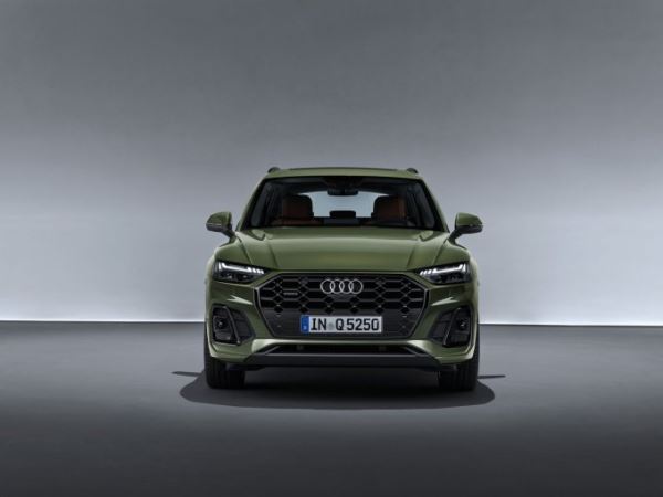 Обновлённый Audi Q5 представлен официально